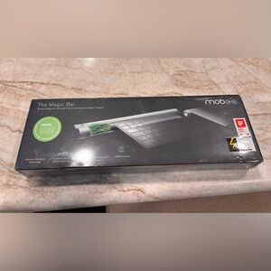 Mobee The Magic Bar Charging Station